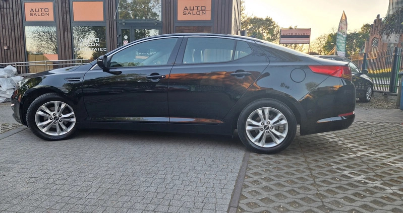 Kia Optima cena 40900 przebieg: 141000, rok produkcji 2013 z Sosnowiec małe 704